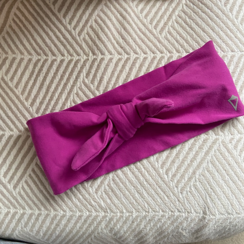 {ivivva} headband